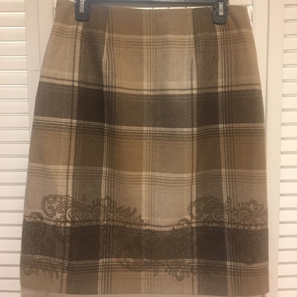 Ann Taylor Dresses & Skirts - 💝DONATED💝 EUC Ann Taylor Plaid Wool Pencil Skirt